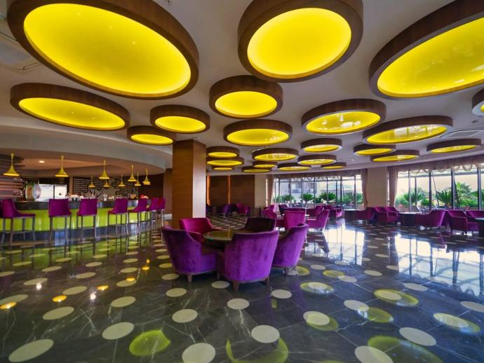 Lobby Bar